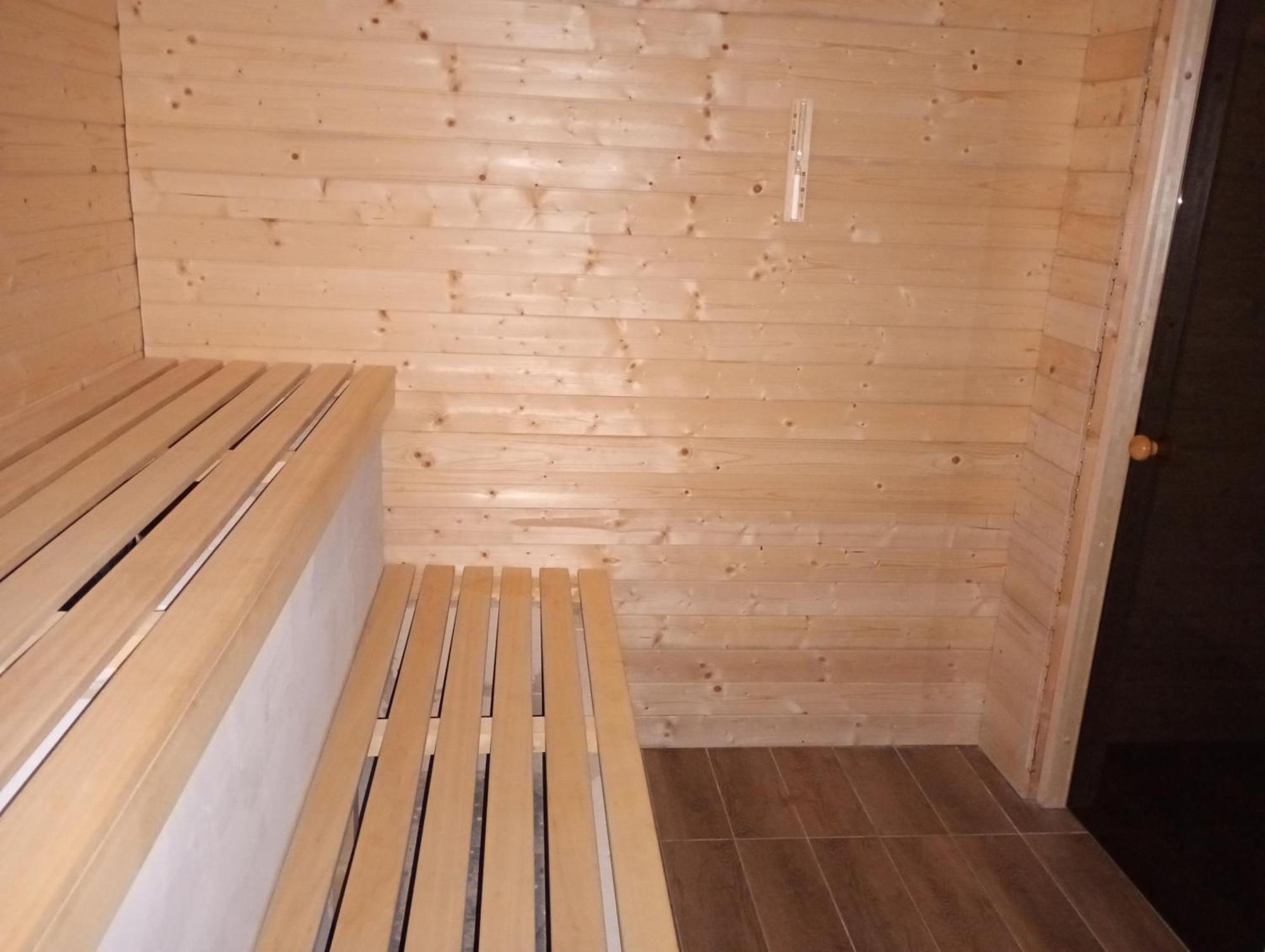Good Night Noclegi & Strefa Z Sauna I Jacuzzi Ogolnodostepna Lub Na Wylacznosc Czechowice-Dziedzice Buitenkant foto