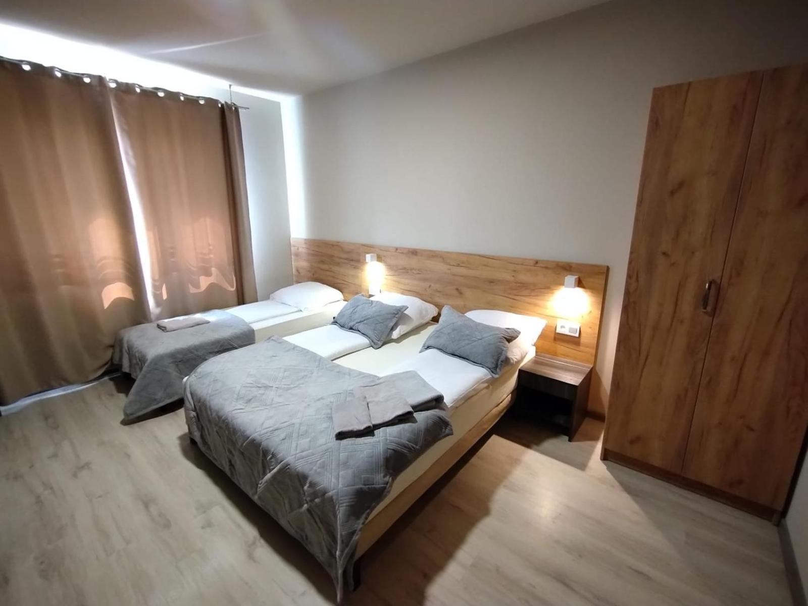 Good Night Noclegi & Strefa Z Sauna I Jacuzzi Ogolnodostepna Lub Na Wylacznosc Czechowice-Dziedzice Buitenkant foto